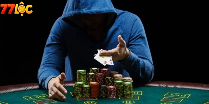 Ảnh nổi bật chương trình khuyến mãi V8 Poker cho thành viên